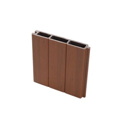 Stærk WPC for barske udendørs forhold